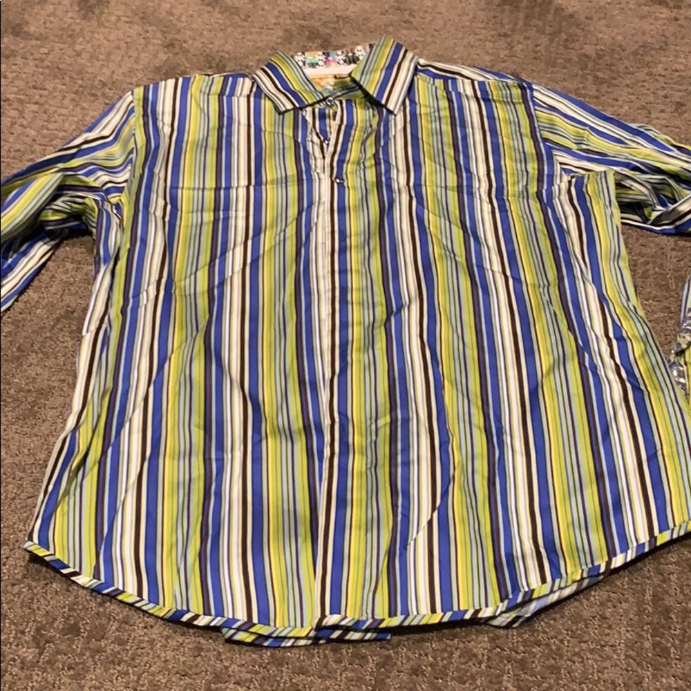 Men’s Robert graham shirt